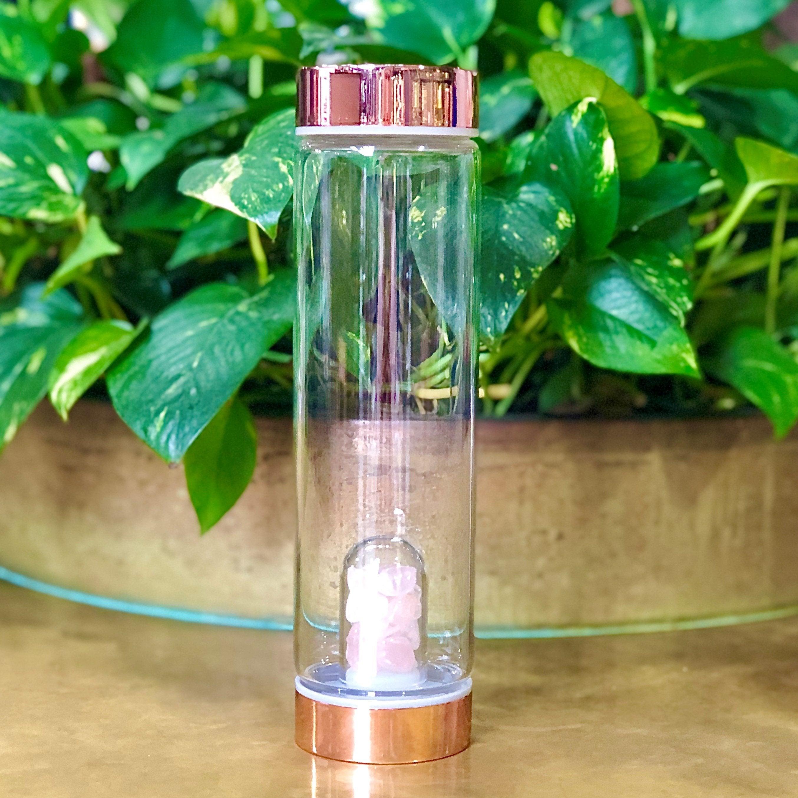 V573-CWBGPSQ-140193-00 Rose Gold Crystal Drinking Bottle - 550ml with Gemstone Pod - Image 1