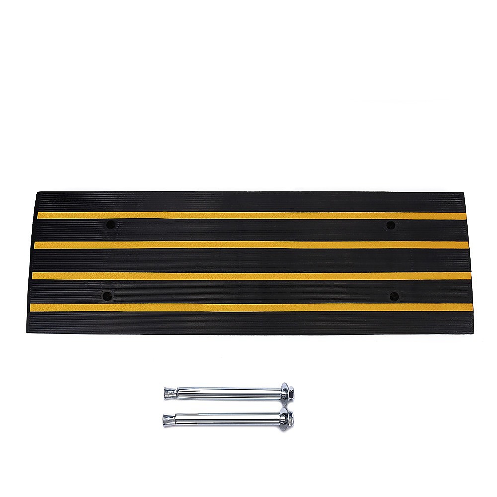 V63-931351-212156-00 Curb Ramp Rubber Driveway - Image 1