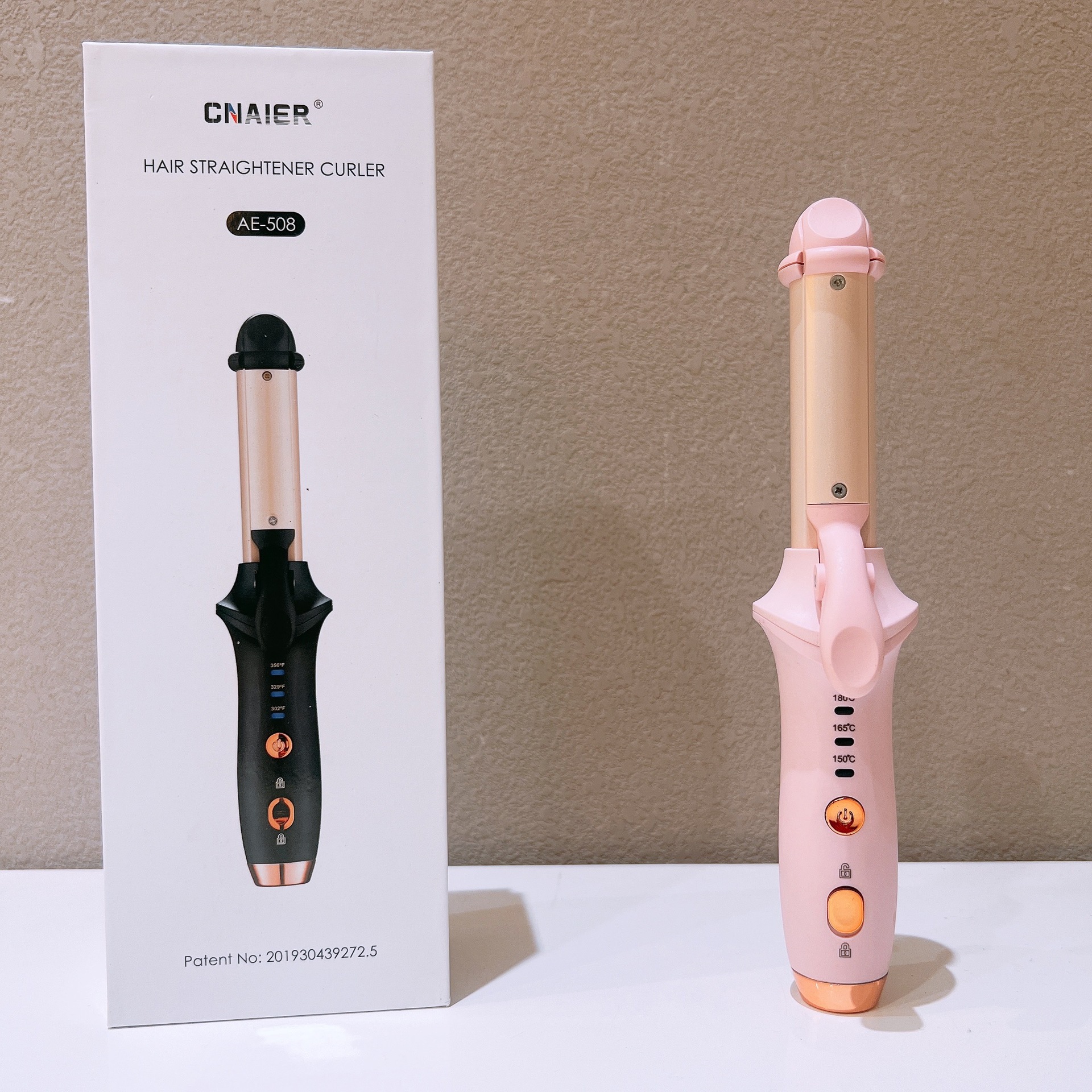 V888-ELOSUNG15481-214031-00 Pink Mini Cordless Hair Curler with Adjustable Heat Settings and USB Charging - Image 1