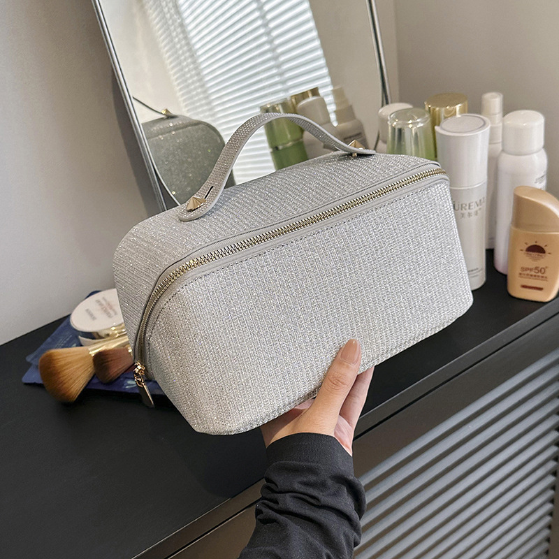 V888-ELOSUNG16490-216708-00 Silver Elegant Glitter Cosmetic Bag with Zipper and Handle - Image 1