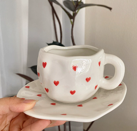 V888-ELOSUNG19230-202502241616-00 White Background Little Heart 300ML Underglaze Hand-Pinched Cup and Saucer Set - Ceramic Coffee Mug Milk Cup Breakfast Set - Image 1