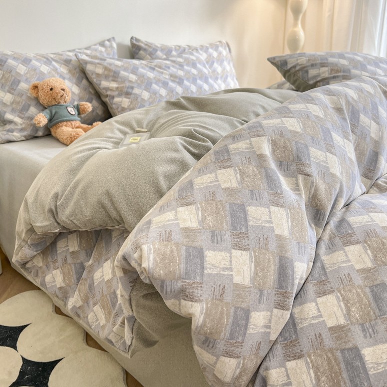 V888-ELOSUNG19474-202503030947-00 Striped Checkered Pattern Thick Brushed Cotton 4-Piece Bed Sheet Set (1.5m Bed) - Fits 200x230cm Duvet - Image 1