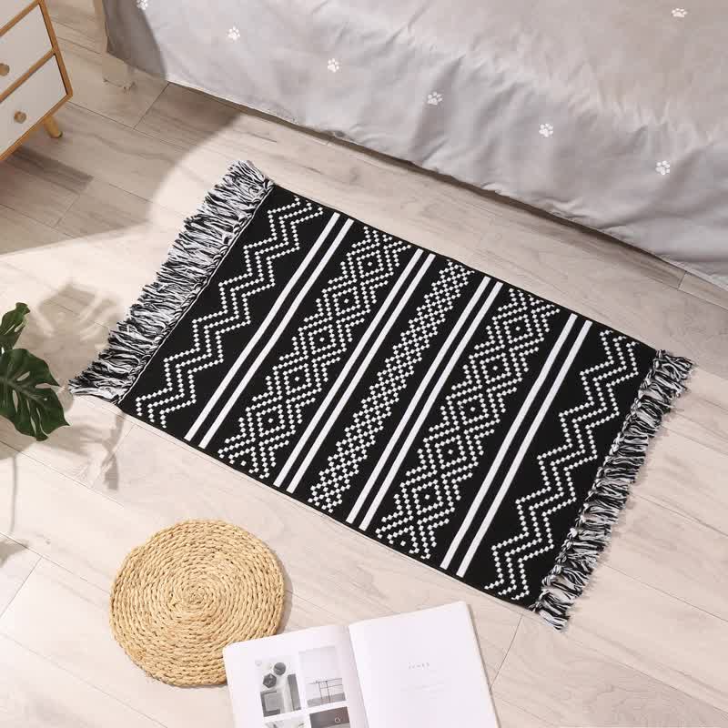 V888-ELOSUNG20339-225933-00 Handwoven Cotton Tassel Floor Rug for Bedroom or Living Room|Soft, Modern Geometric Design,60x90cm - Image 1