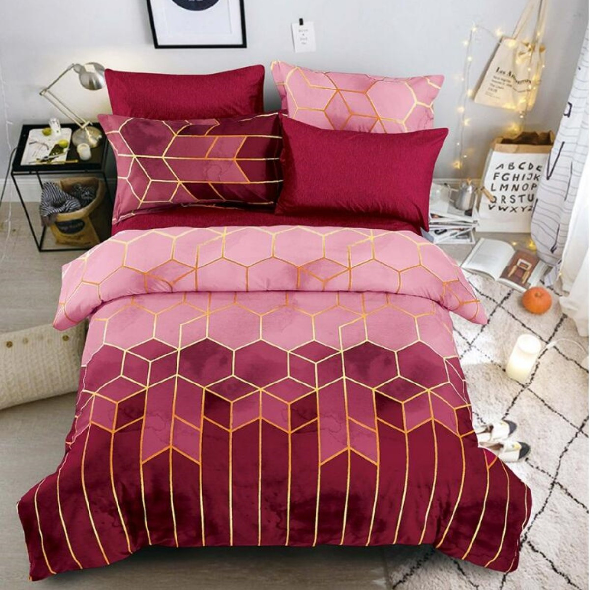 V888-ELOSUNG20760-202503030952-00 Geometric Print Duvet Cover - 3 Piece Red Ombre Bedding Set Quilt cover 230x230cm-Pillow cover 51x76cm - Image 1