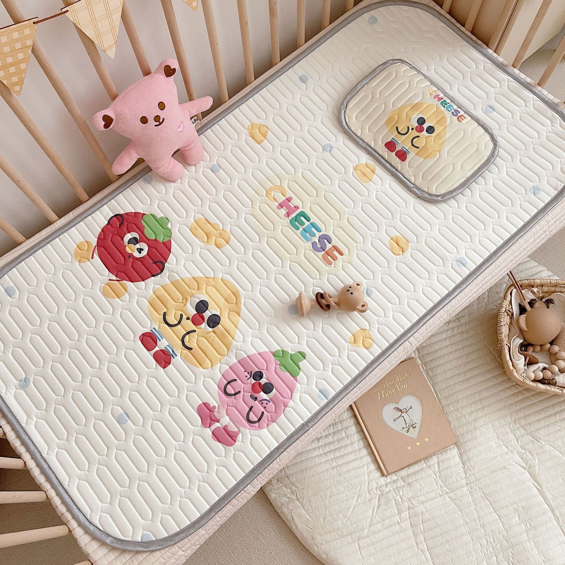 V888-ELOSUNG21135-226713-00 Cheese Pattern 2 Piece Set Kids Cooling Pad Set - 60x120cm Cartoon Latex Mattress Protector, Pillow - Image 1