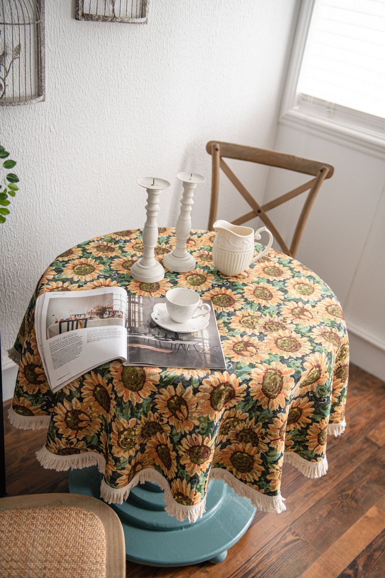 V888-ELOSUNG22388-202503261152-00 Round Sunflower Tablecloth - Jacquard Woven Cotton with Fringe Trim (90cm) - Image 1