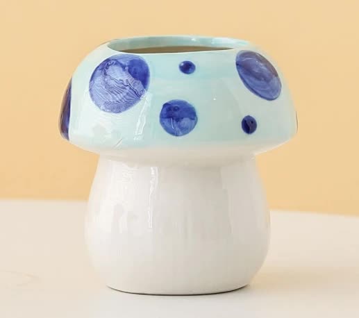 V888-ELOSUNG23822-202504141740-00 Blue Adorable Ceramic Mushroom Desk Organizer - Cute Pen & Makeup Brush Holder - Image 1