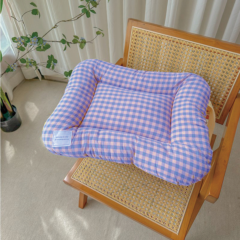 V888-ELOSUNG24548-202504141425-00 M Yellow-purple All-Season Pet Bed - Soft Washable Dog & Cat Mat with Comfortable Cushion - Warm Winter Padding for Small to Large Pets - Image 1