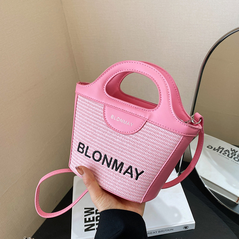 V888-ELOSUNG25008-202504141435-00 Small and lightweight Pink BLONMAY bucket bag, perfect for everyday use - Image 1
