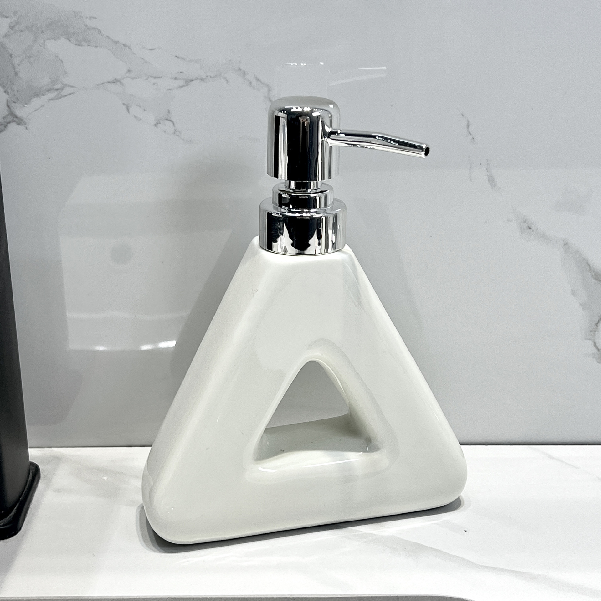 V888-ELOSUNG25847-202505151637-00 Modern Ceramic Soap & Lotion Dispenser - Unique Geometric Designs, 300ml Capacity(Triangular lotion bottle, milky white) - Image 1
