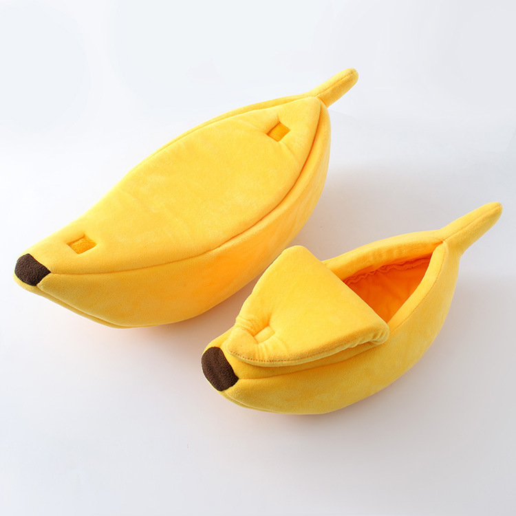 V888-ELOSUNG27461-202505131653-00 Yellow Cozy Banana Peel Pet Bed - Plush & Warm Cave House for Cats & Small Dogs (Medium) - Image 1