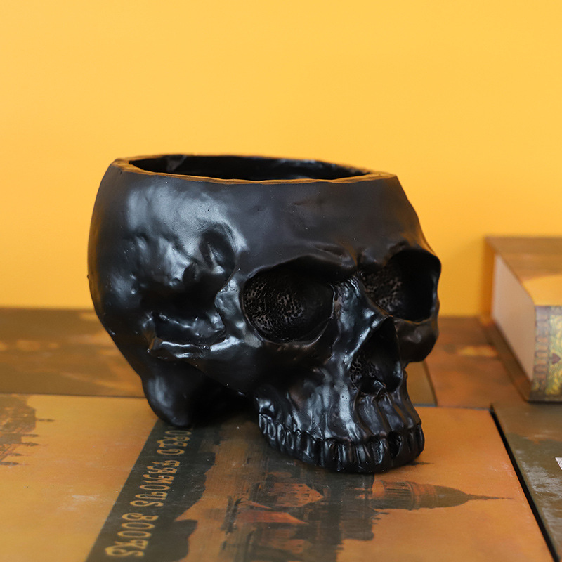 V888-ELOSUNG28689-202505191411-00 Black Halloween Skull Resin Desktop Ornament and Pen Holder - Spooky Decor - Image 1