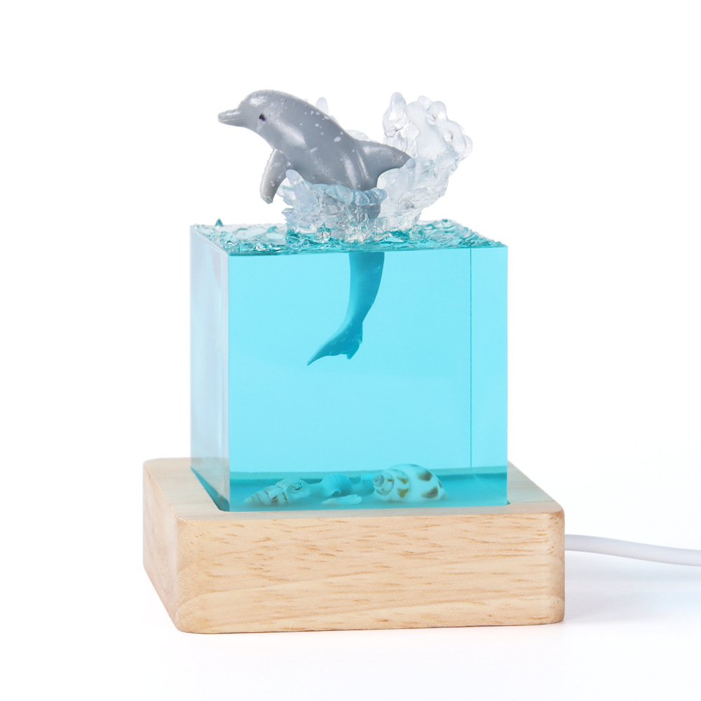 V888-ELOSUNG31008-202505191314-00 Unique Handmade Epoxy Resin Lamp - Marine Life Diorama, USB Light, Ocean Decor Gift (Shell gray dolphin model) - Image 1