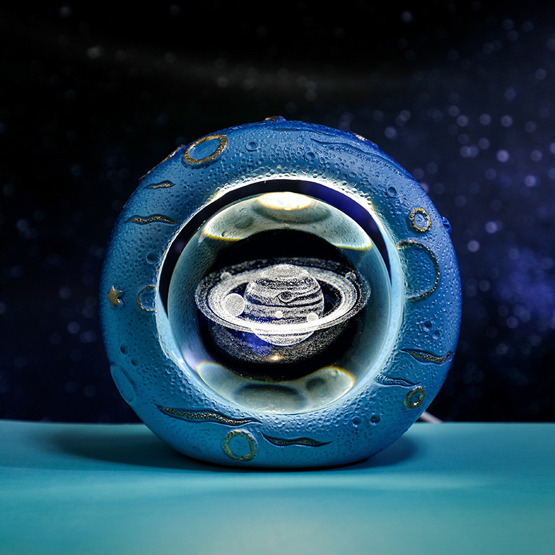 V888-ELOSUNG31059-202505231122-00 Celestial Ring LED Crystal Ball Lamp - 3D Engraving, Unique Gift (Saturn) - Image 1