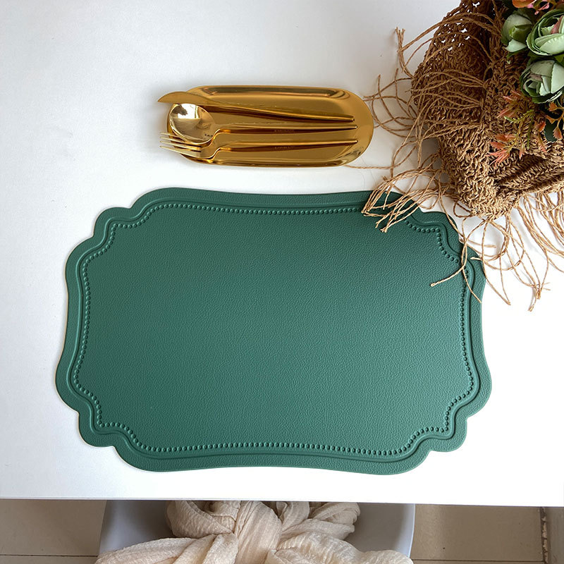 V888-ELOSUNG31296-202505301211-00 4 pcs Retro Faux Leather Placemat - Waterproof & Oil-Proof Dining Table Mat (Green) - Image 1