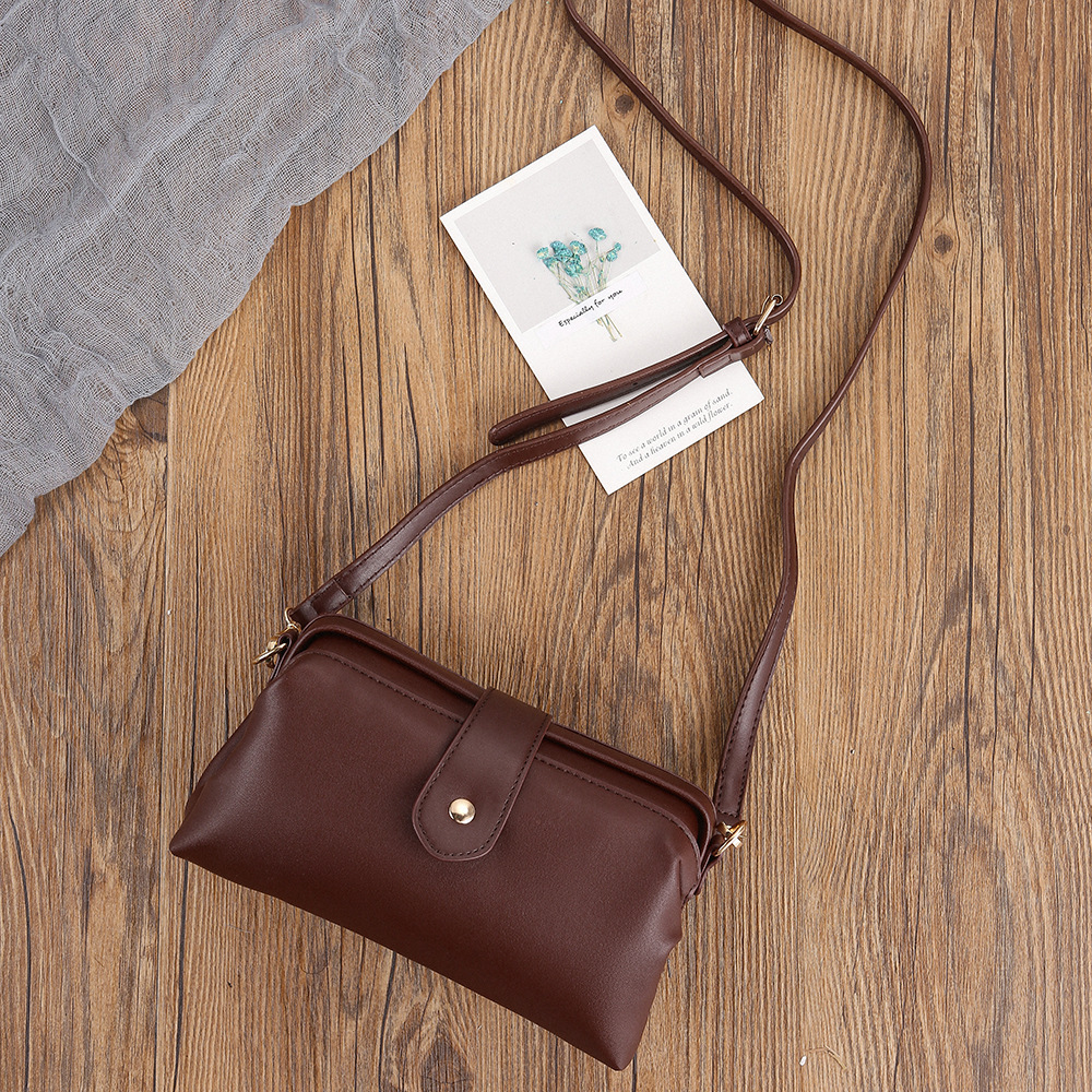 V888-ELOSUNG32332-202506101842-00 Coffee Chic Vintage Inspired PU Leather Crossbody Bag - Small Frame Doctor Style Purse with Adjustable Strap - Image 1