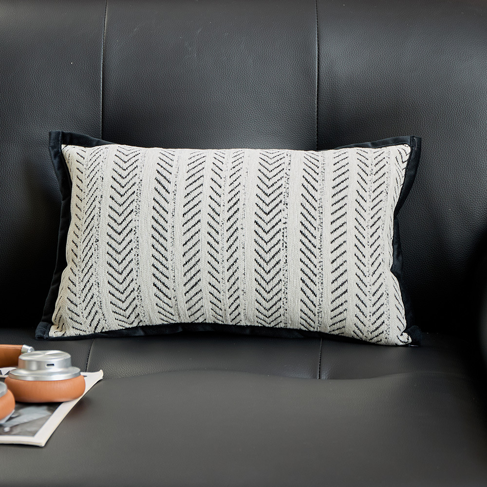 V888-ELOSUNG33315-202506190627-00 Black-white 2PCS Luxe Thick Chenille Herringbone Pillow Cover - Solid Color Square Lumbar Pillow - Image 1