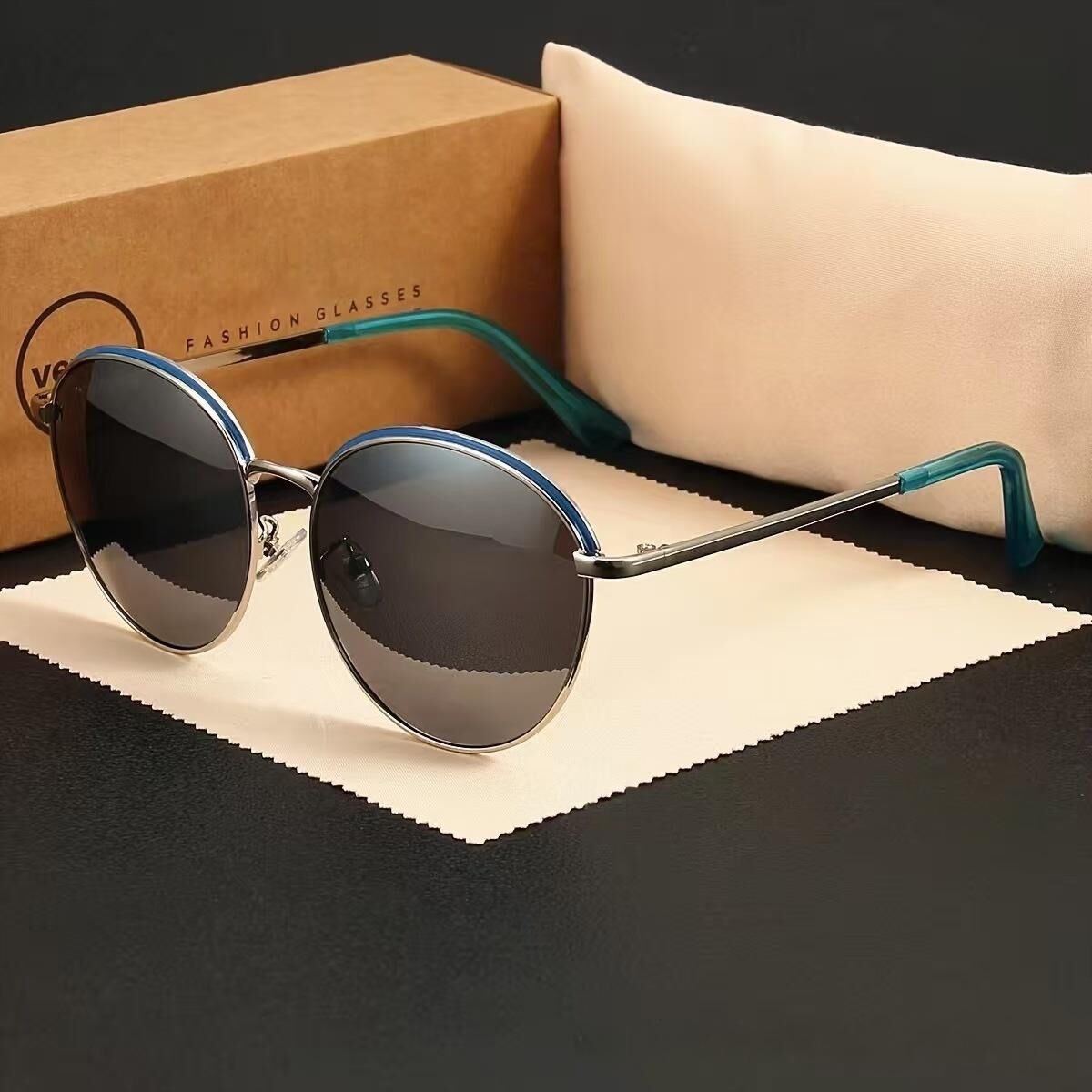 V1107-MJ002-SILVERSILVER-202509171811-00 Minority design sense sunglasses-do not bump into individual styles, showing a unique fashion attitude! - Image 1