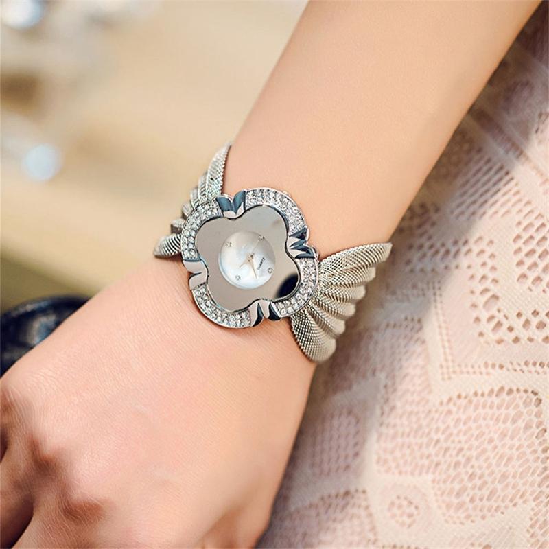 V562-B1030070010DBT-202508271441-00 Silver Flower Mirror Watch with Diamond Grid Strap for Women - Image 1