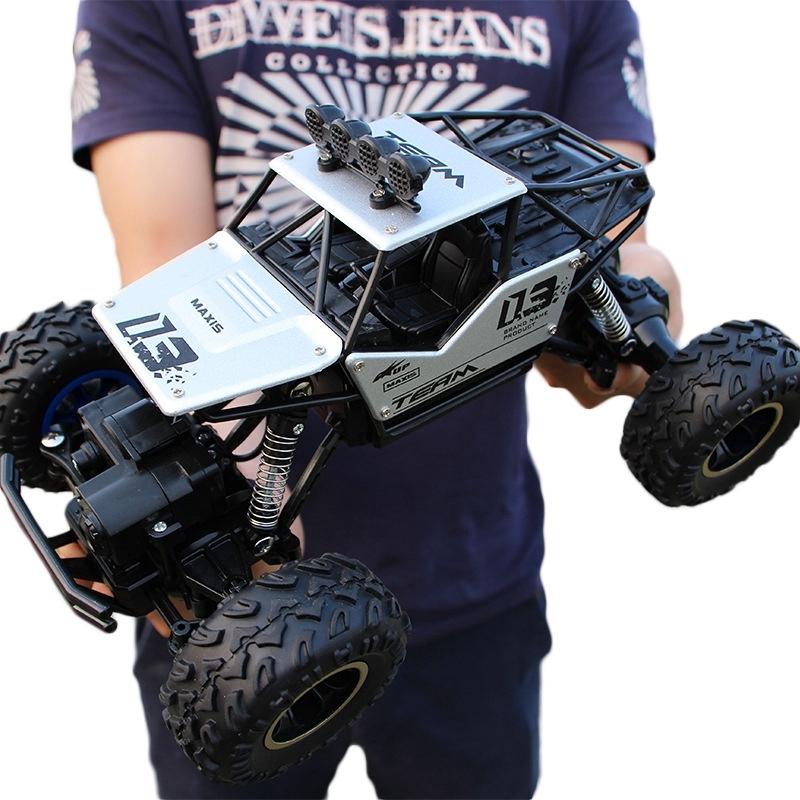 V562-B109397200ADE-202508281825-00 Off-road Climbing Car with 2.4ghz Remote Control and Double Motors - Silver - Image 1
