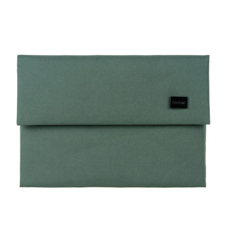 V562-G5321BL-202508290805-00 Waterproof Polyester Laptop Sleeve for E200 Series Laptops - Green - Image 1