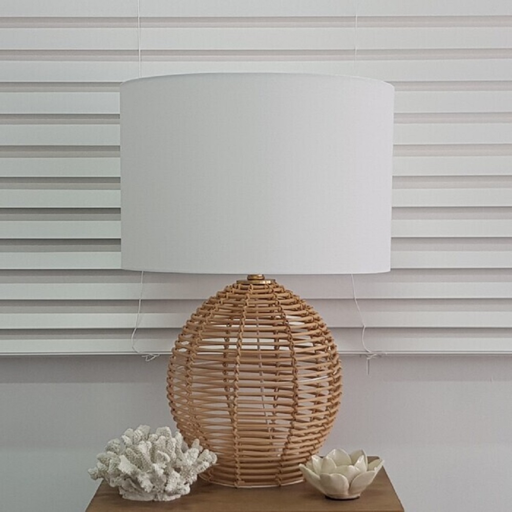 V637-26002-202508251245-00 Bridgehampton Bedside Lamp 61cm - Image 1