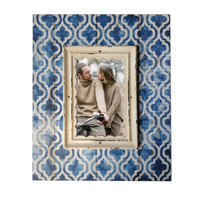 V637-WF-AHF200715-202508260440-00 Antique Single Photo Frame 28cm - Image 1