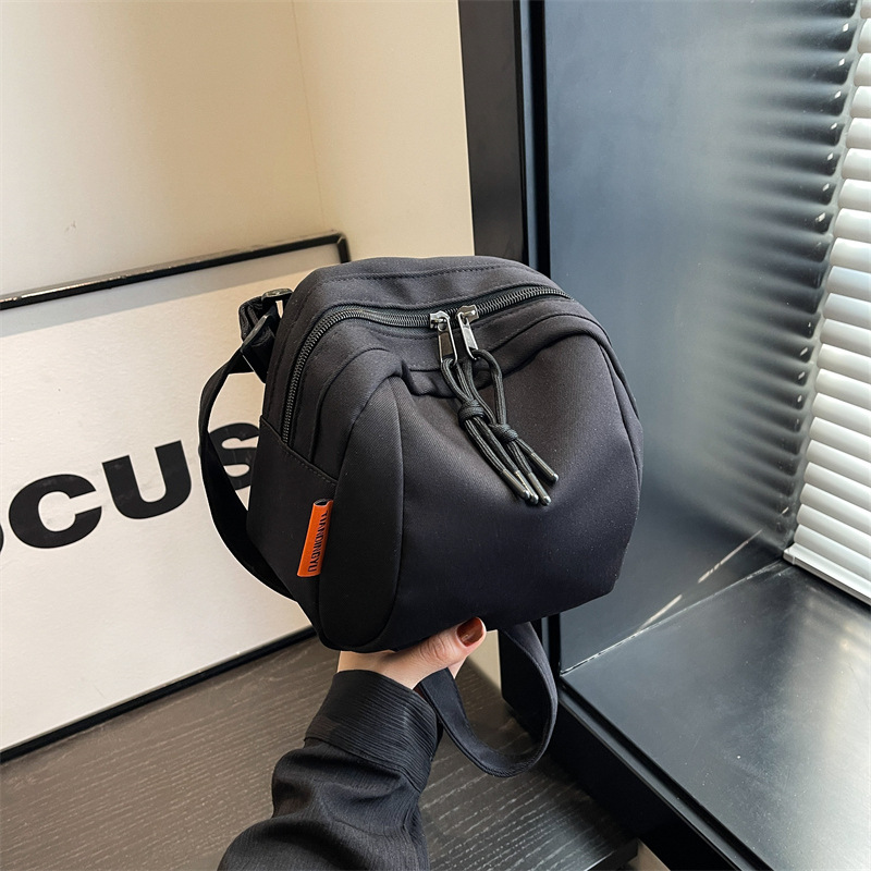 V888-ELOSUNG36219-202508121530-00 Black Lightweight Canvas Crossbody Bag - Minimalist Casual Shoulder Satchel with Adjustable Strap - Image 1