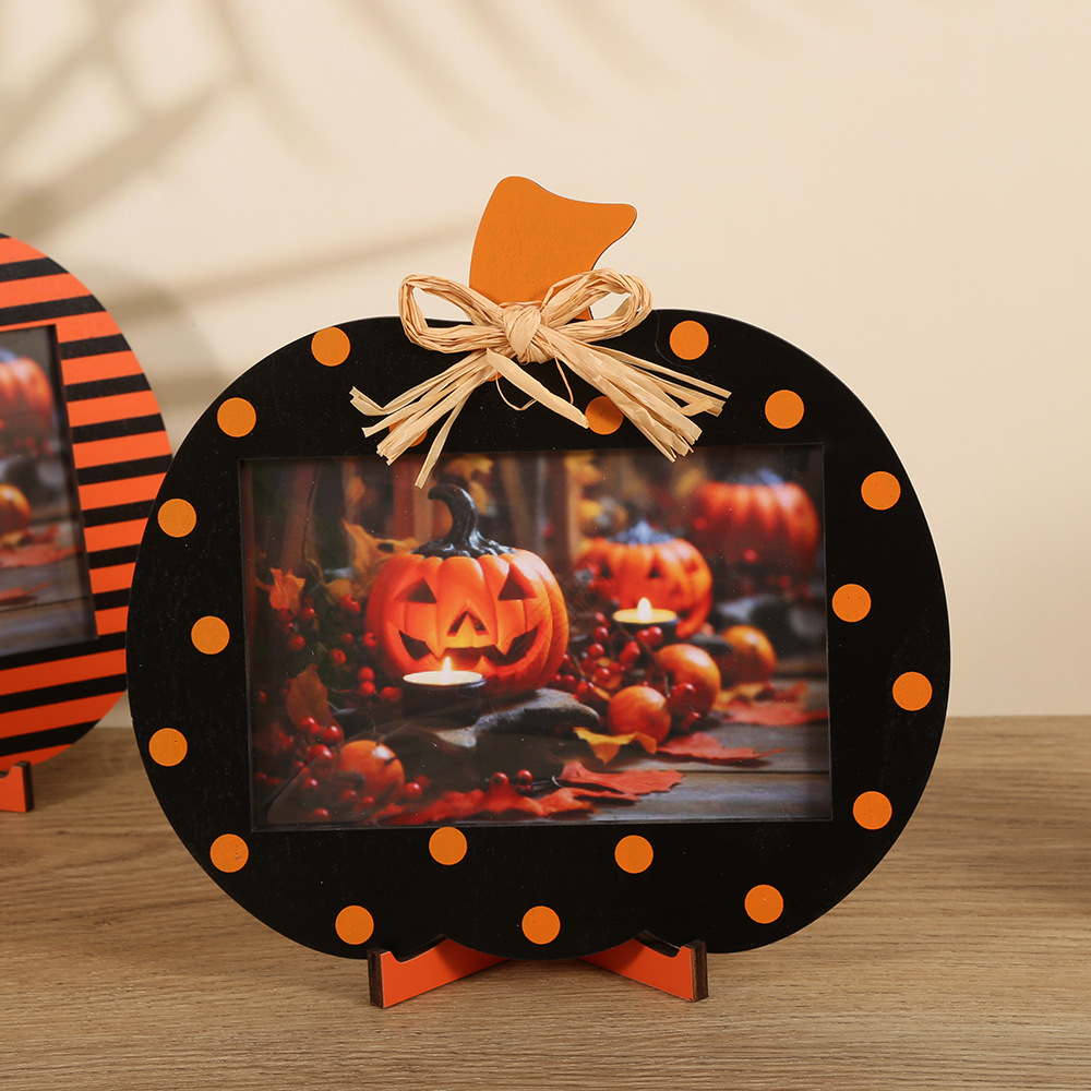 V888-ELOSUNG36469-202509101431-00 Black and Orange Polka Dot Pattern Festive Pumpkin Photo Frame - Rustic Halloween Tabletop Picture Holder - Image 1